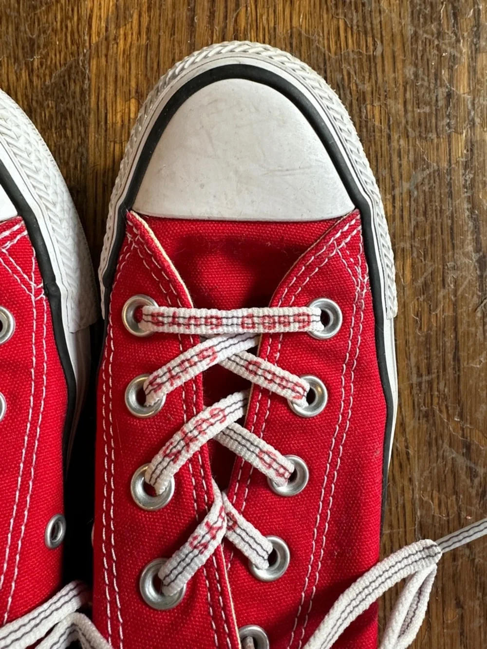 Converse Red Low-Top Canvas Sneakers with White Accents. Unisex - Picture 3 of 12